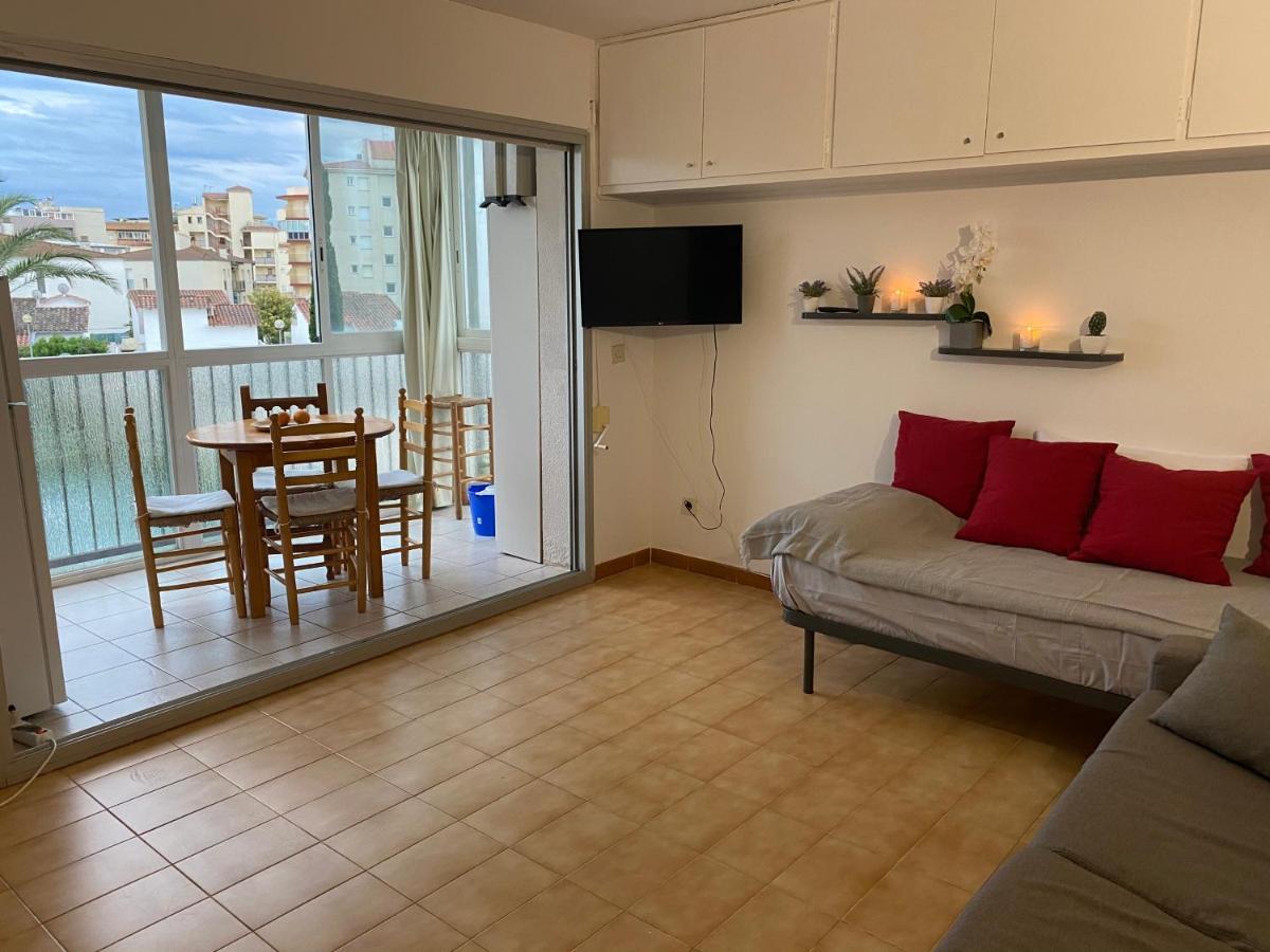 Apartamento 100M De La Playa Apartman Roses Kültér fotó